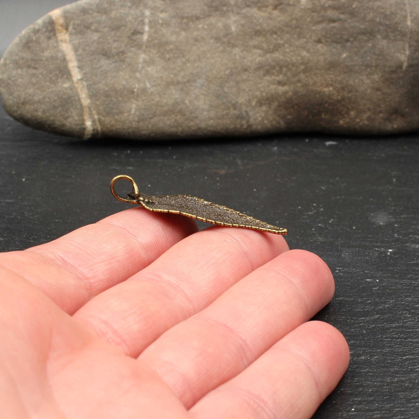 Lorbeerblatt Anhänger Antik Messing beschichtet