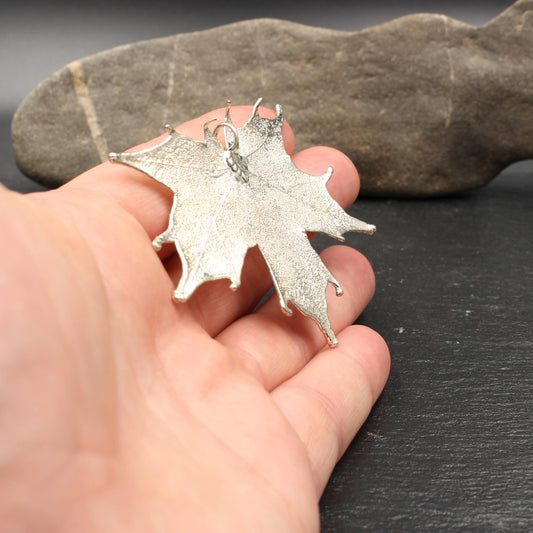 Kanadischer Ahorn Anhänger versilbert