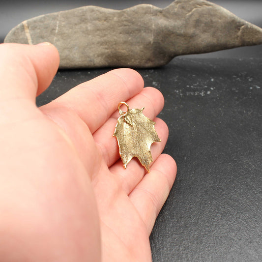 Kanadischer Ahorn Anhänger vergoldet - Klein