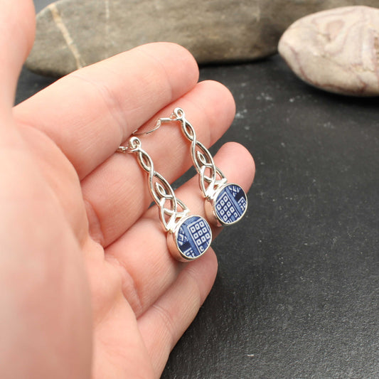 Englisches Porzellan "Old Willow" Keltischer Knoten Ohrringe