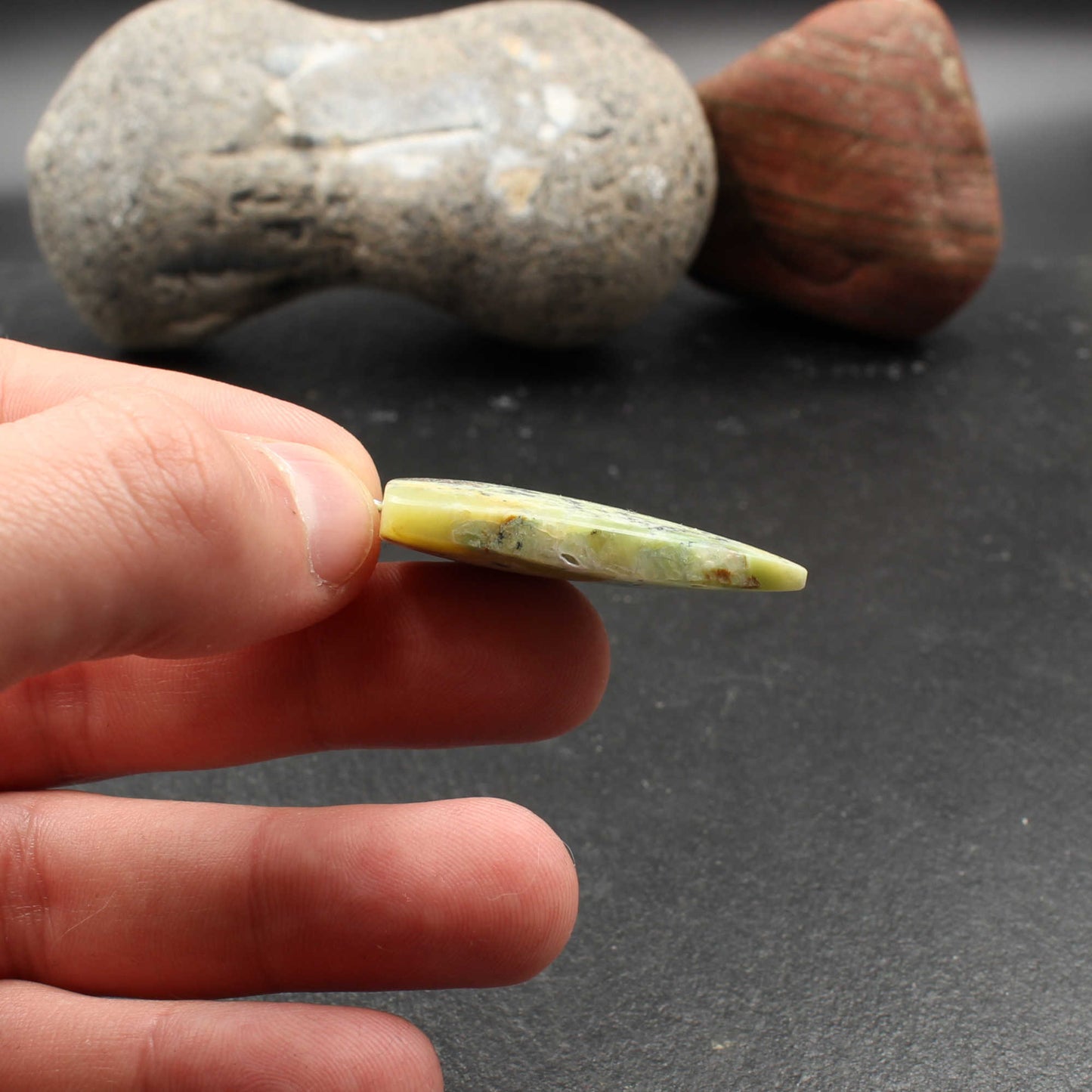 Grüner Opal Anhänger - Handarbeit