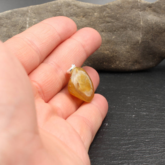 Deutscher Achat Anhänger - Handarbeit aus Deutschland