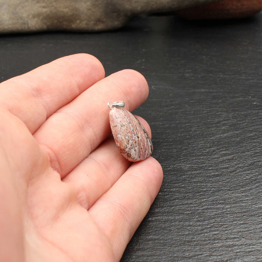 Handgefertiger Leoparden Jaspis Anhänger