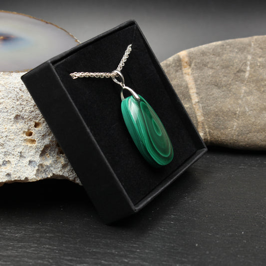 Malachite Pendant - Handmade in Germany