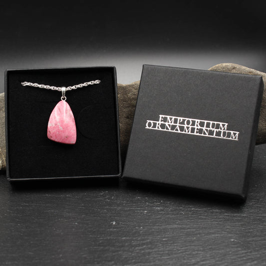 Norwegischer Thulit Anhänger - Handarbeit