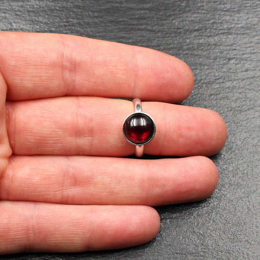 Roter Granat Ring (Größenverstellbar) - Handarbeit aus Deutschland