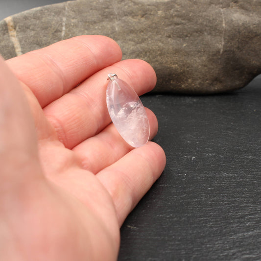 Rosenquarz Anhänger - Handarbeit