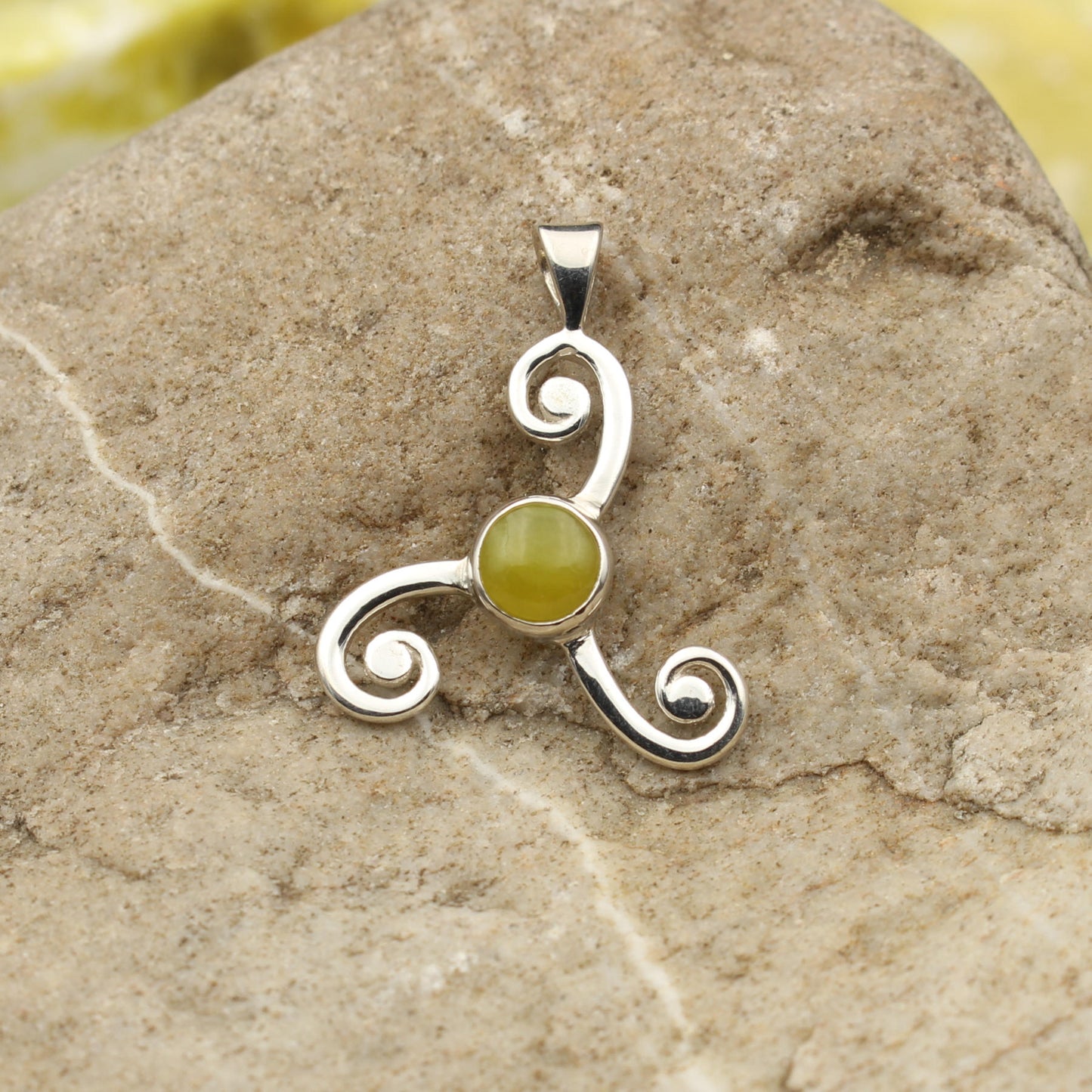 Highland Marmor Anhänger Keltische Triskele Silber