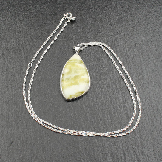 Schottischer Highland Marmor Silber Anhänger - Groß