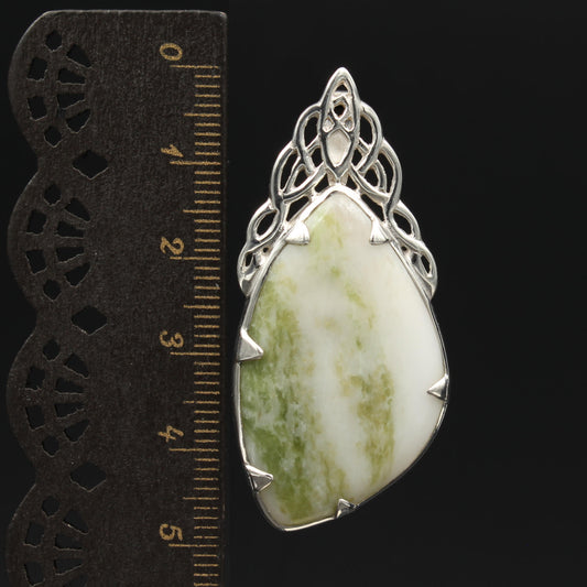 Schottischer Iona Marmor Keltischer Wasserfall Anhänger