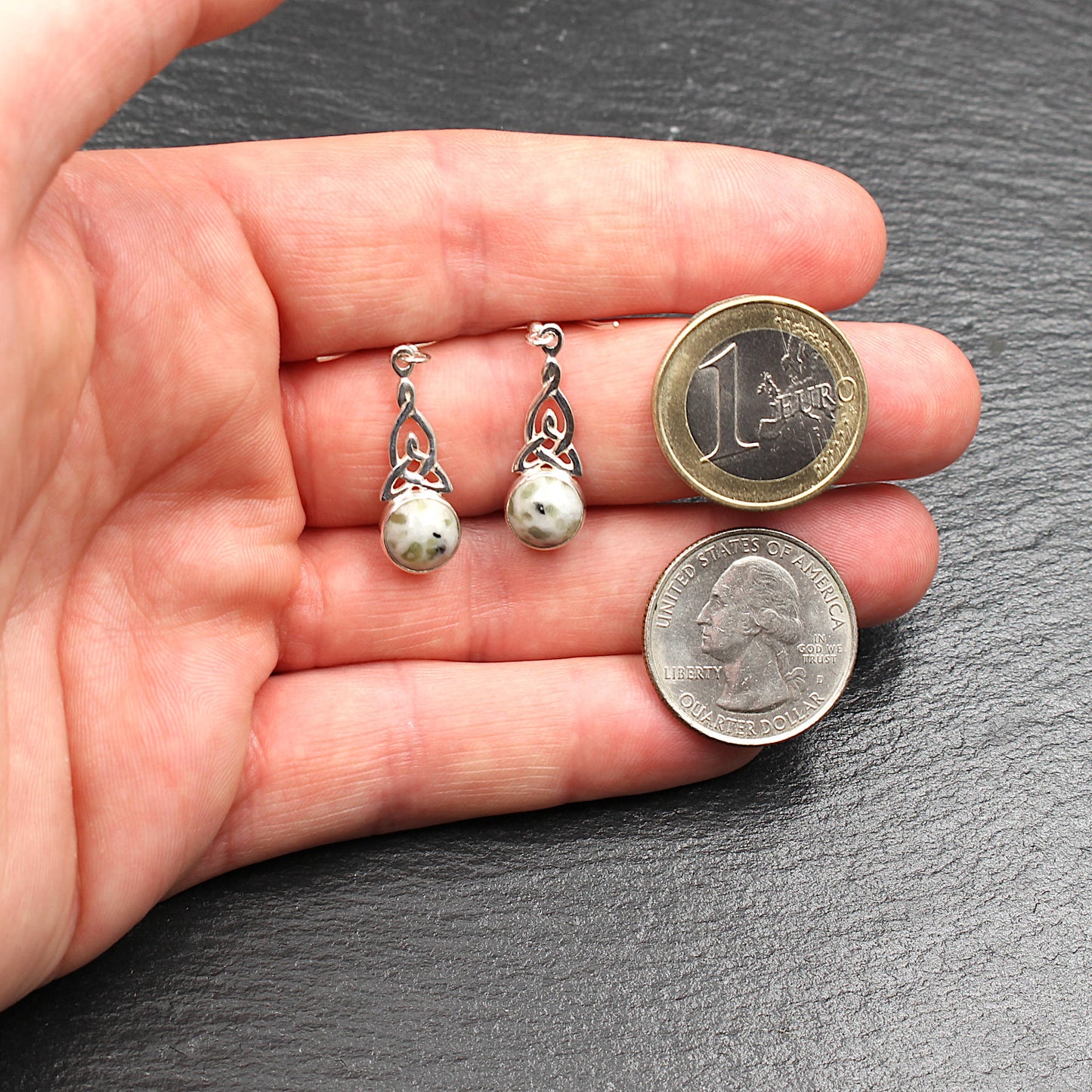 Iona Marmor Keltischer Knoten Silber Ohrringe - Klein