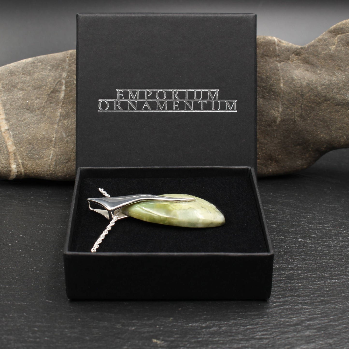 Schottischer Skye Marmor Flügel Design Anhänger