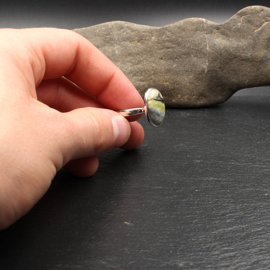 Schottischer Skye Marmor - Oval Ring (Verstellbar)