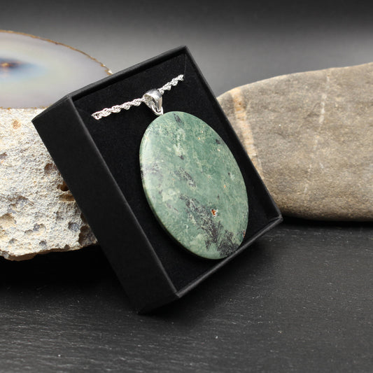 Bayrischer Serpentinit Anhänger - Handarbeit