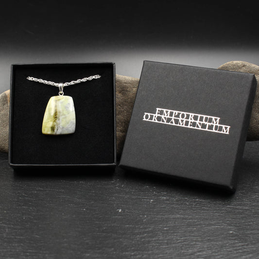 Schottischer Skye Marmor Anhänger - Handarbeit