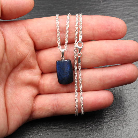 Finnischer Spektrolith Edelstein Anhänger - Handarbeit aus Deutschland