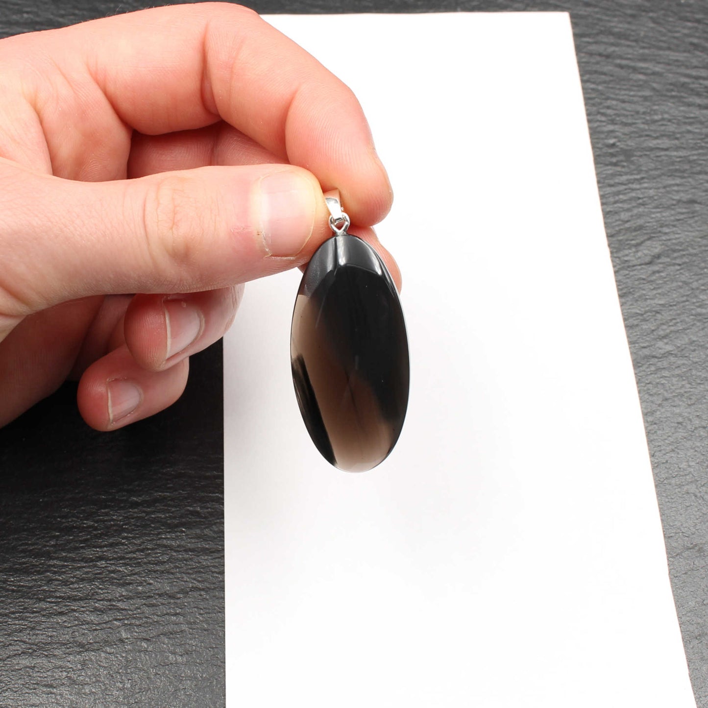 Schwarzer Obsidian Anhänger - Handarbeit