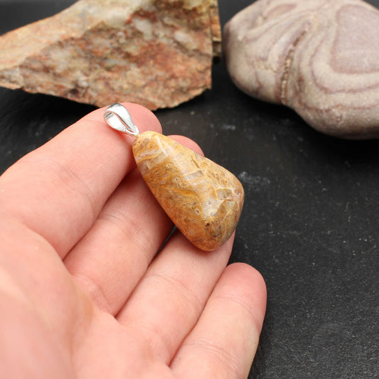 Rhein Quarz Kristall Anhänger - Handarbeit