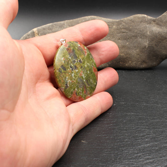 Norwegischer Unakit Anhänger - Handarbeit