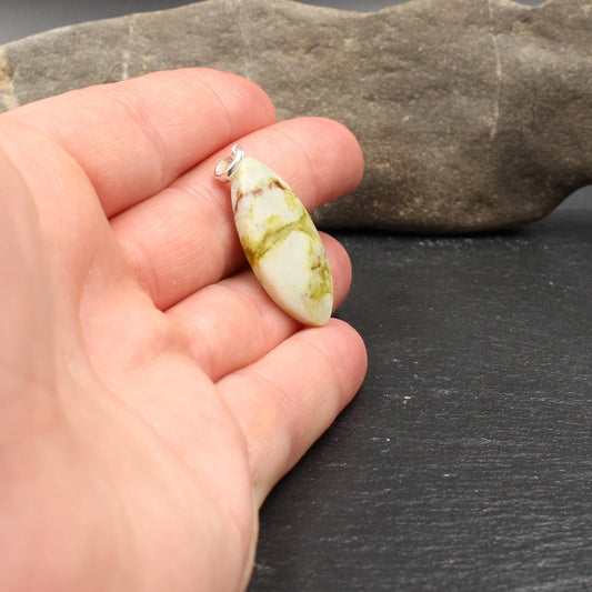 Schottischer Highland Marmor Anhänger