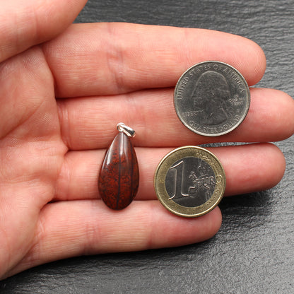 Schottischer Roter Jaspis Anhänger - Handarbeit