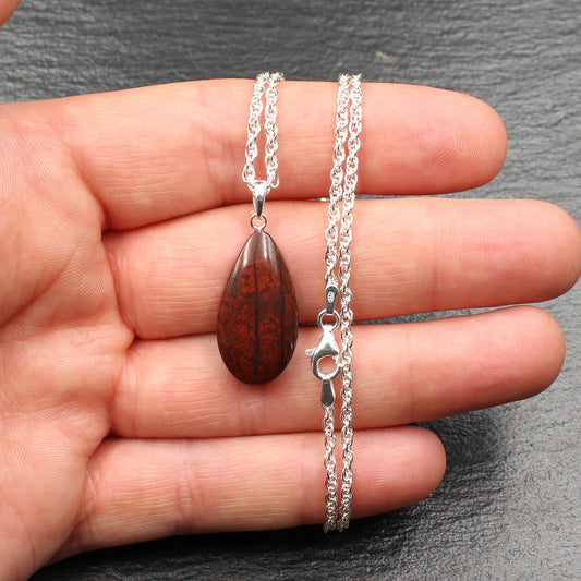 Schottischer Roter Jaspis Anhänger - Handarbeit