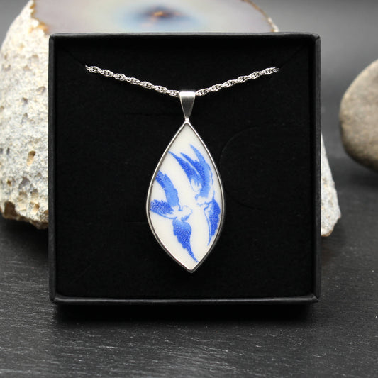 Englisches Porzellan "Old Willow" Anhänger - Vögel