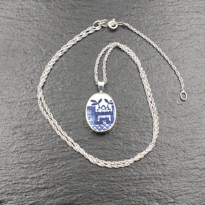 Englisches Porzellan "Old Willow" Anhänger - Oval