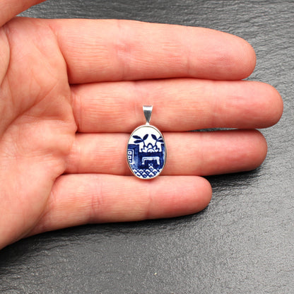 Englisches Porzellan "Old Willow" Anhänger - Oval