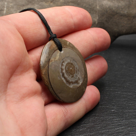 Ammonit Fossil Anhänger - Handarbeit