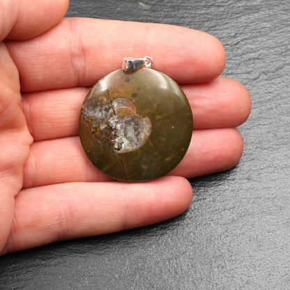 Ammonit Fossil Anhänger - Handarbeit