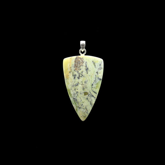 Grüner Opal Anhänger - Handarbeit