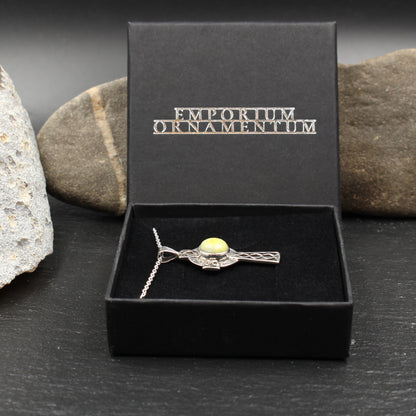 Schottischer Highland Marmor - Keltisches Kreuz Anhänger