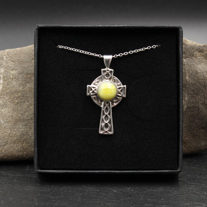 Schottischer Highland Marmor - Keltisches Kreuz Anhänger