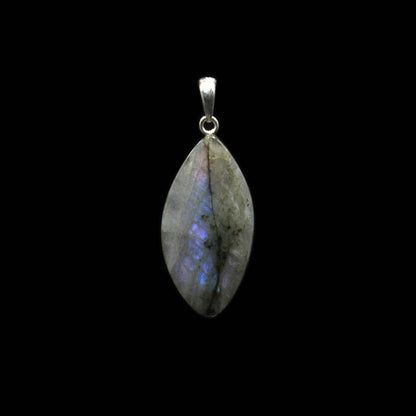 Labradorite pendant - handmade
