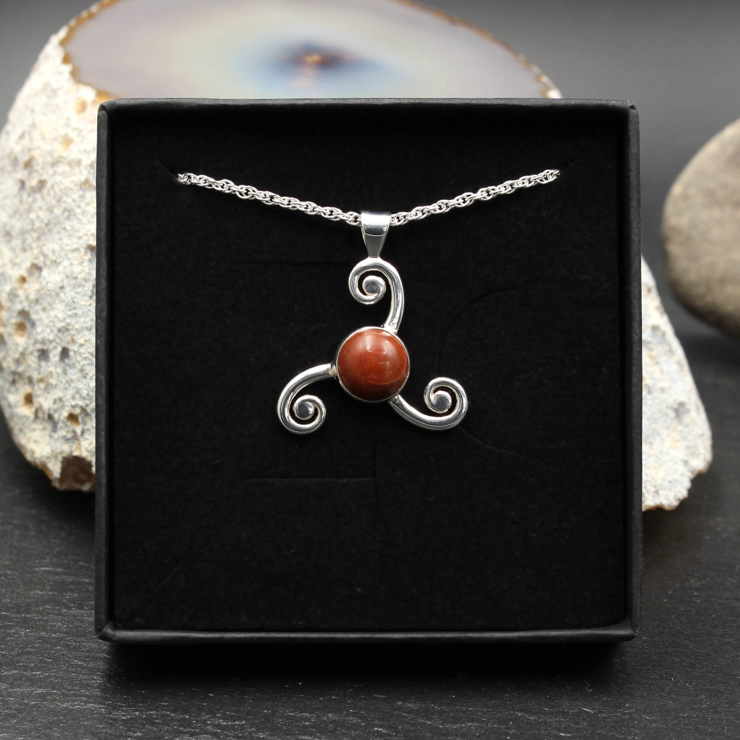 Schottischer Lewisan - Keltische Triskele Anhänger