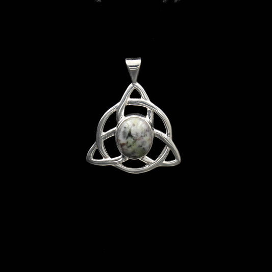 Skye Marmor Anhänger Keltische Triqueta