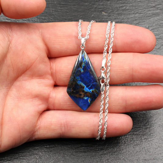 Finnish Spectrolite Pendant - Handmade in Germany