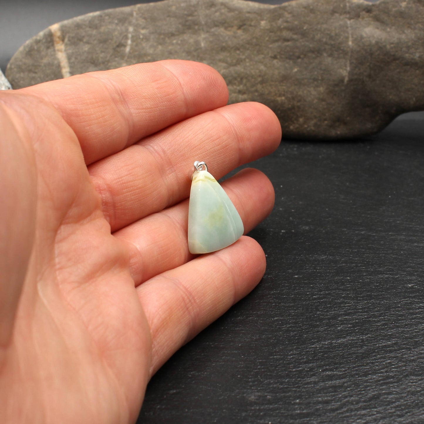 Schottischer Blauer Highland Marmor Anhänger - Handarbeit