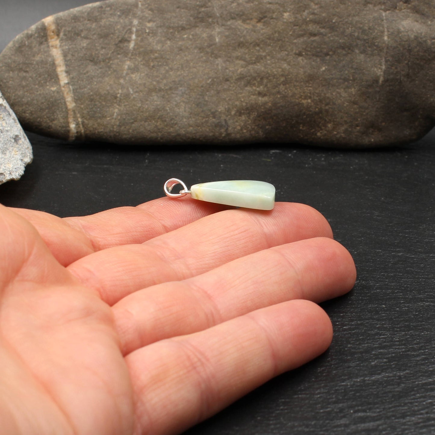 Schottischer Blauer Highland Marmor Anhänger - Handarbeit