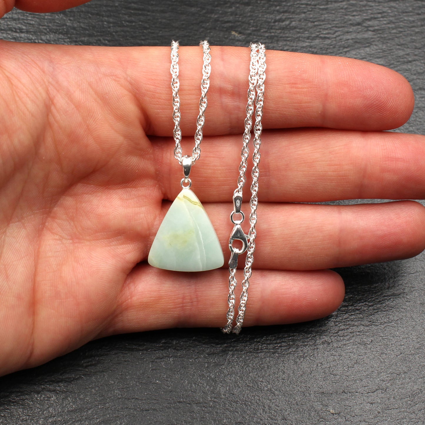 Schottischer Blauer Highland Marmor Anhänger - Handarbeit