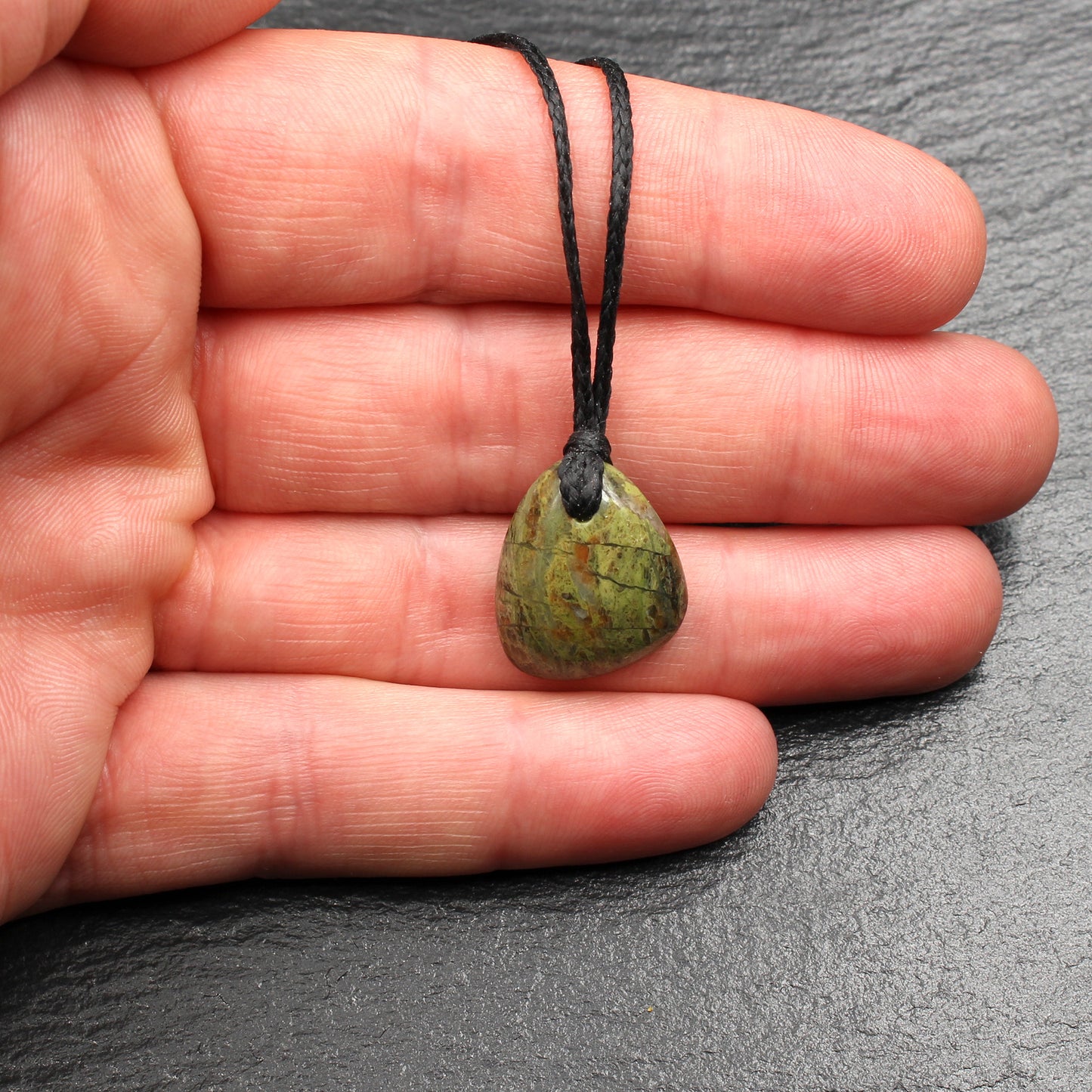 Schottischer Lewisian Gneis Anhänger - Handarbeit