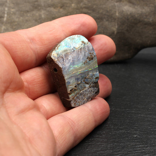 Australischer Boulder Opal Anhänger - Handarbeit aus Deutschland