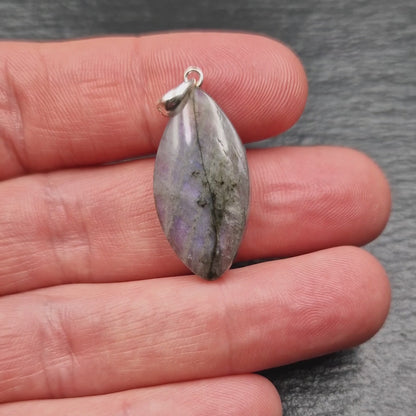 Labradorite pendant - handmade