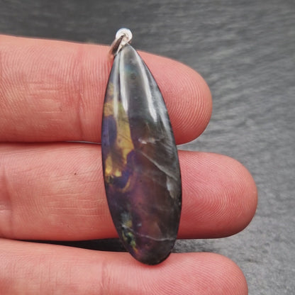 Finnish Purple Spectrolite Pendant - Handmade in Germany