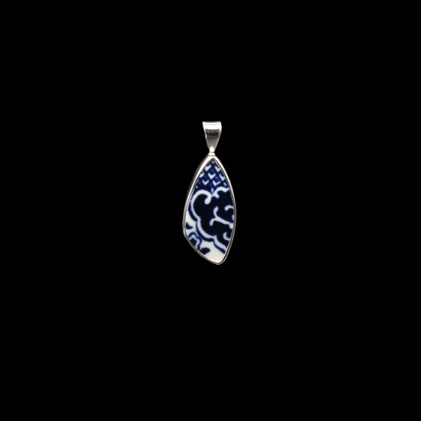 British "Old Willow" Porcelain Pendant (Small)