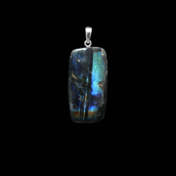 Finnish Spectrolite Gemstone Pendant – Handcrafted in Germany